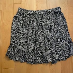 American Eagle cheetah print skirt